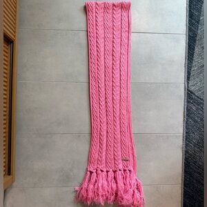 Pretty Little Thing pink Cable Knit Scarf with Fringe